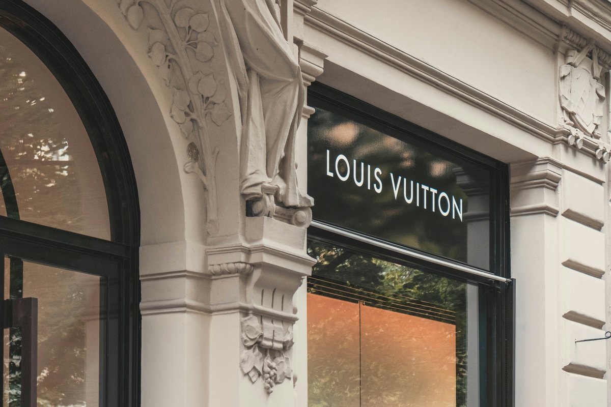 LuxuryFashion