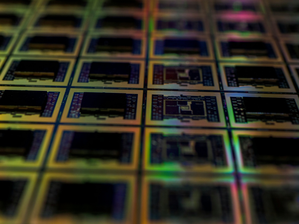 Semiconductor